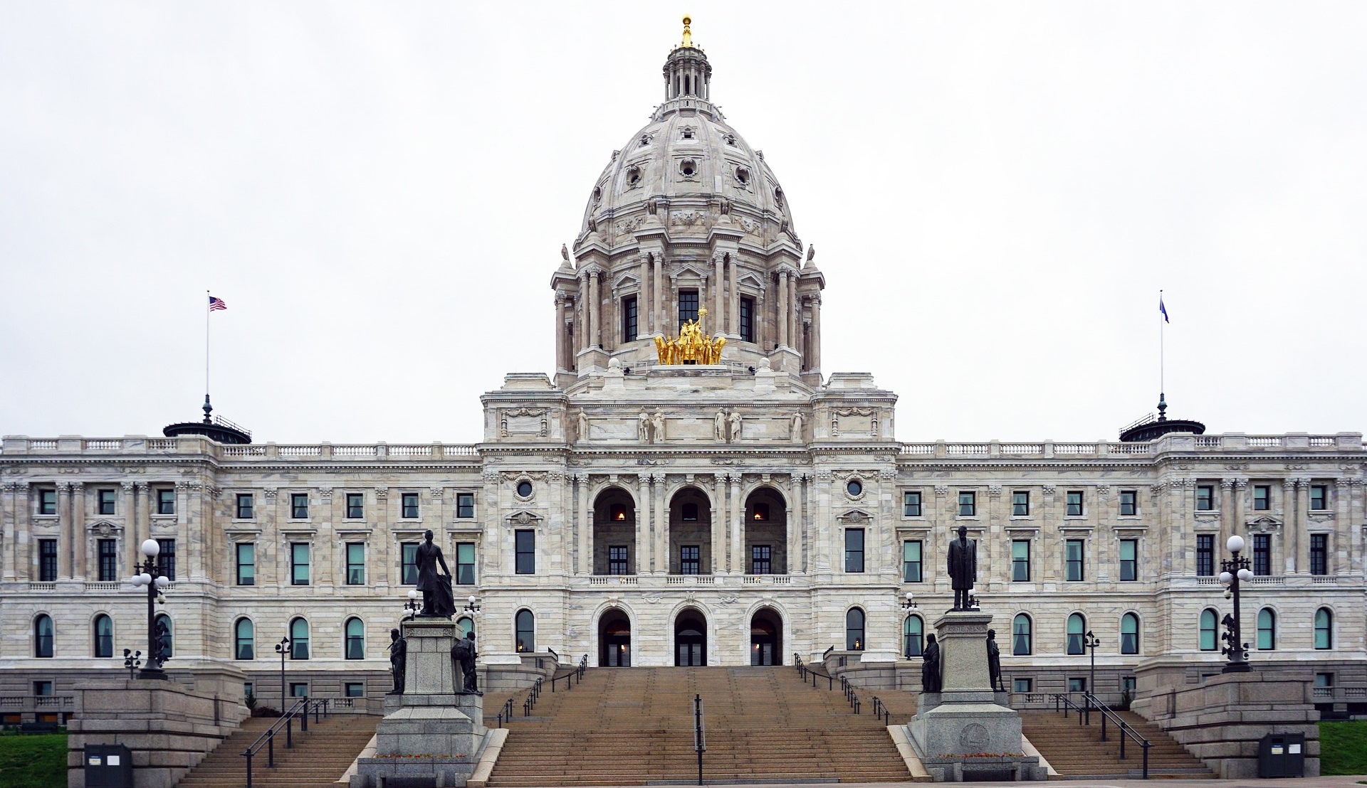 the Minnesota capital building