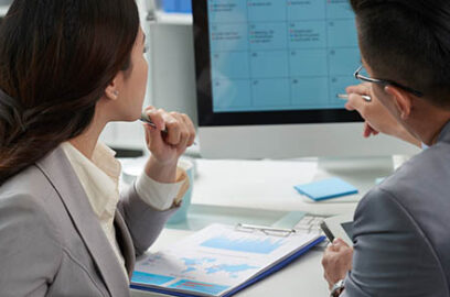 Business,People,Discussing,Calender,Of,Upcoming,Month