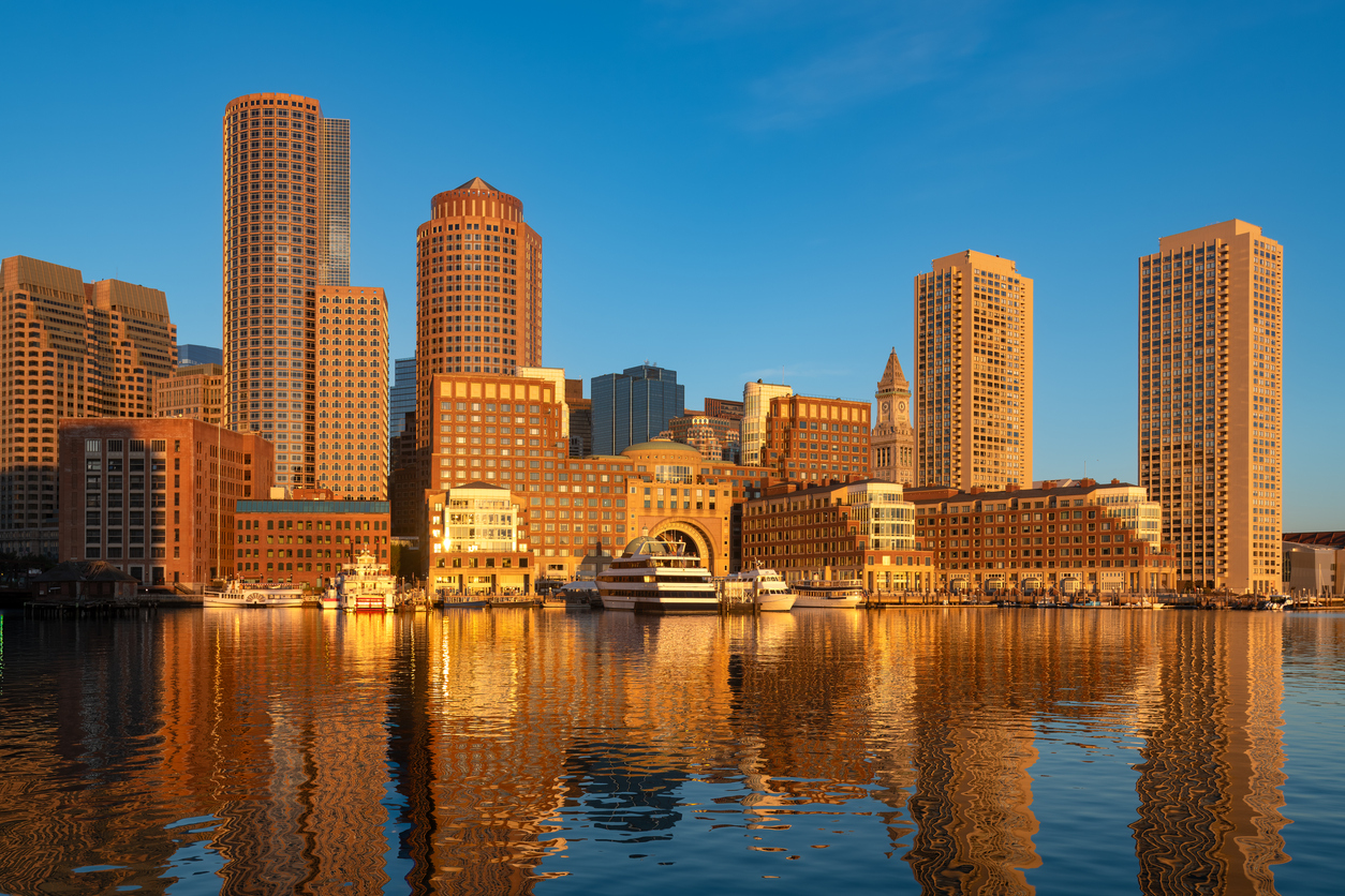 Boston, city scape, skyline, is illuminated, golden morning light,