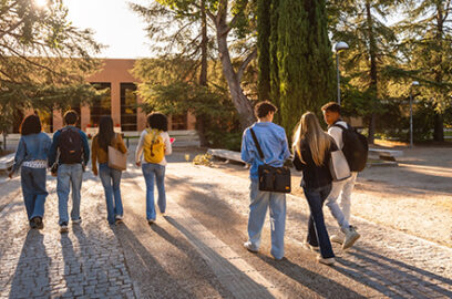 College, Campus, students, walking to class,